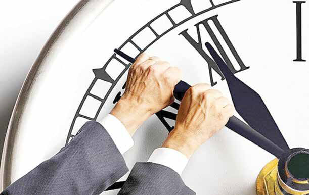 
دستکاری همه تنظیمات، بجز ساعت رسمی!