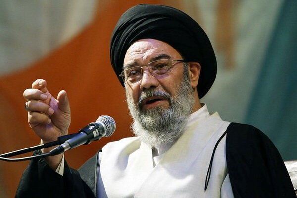 
افرادی که فقط نقاط ضعف را می‌بینند، مانند مگس هستند
