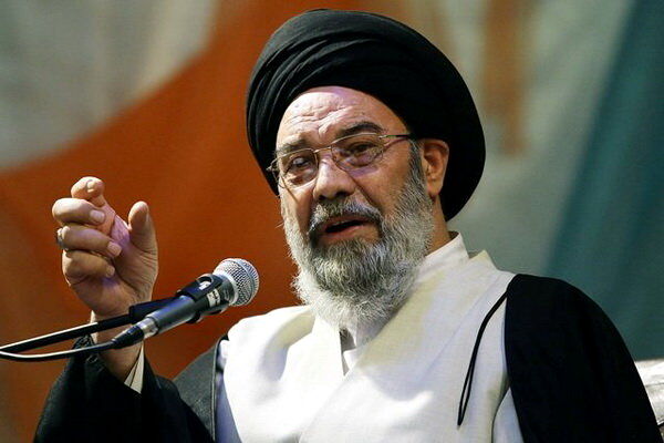
افرادی که فقط نقاط ضعف را می‌بینند، مانند مگس هستند