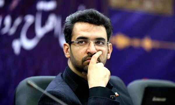 کنایه آذری‌جهرمی به دولت؛ 

استقلال و عزت سایبری را 

اینگونه رقم زدید؟! 