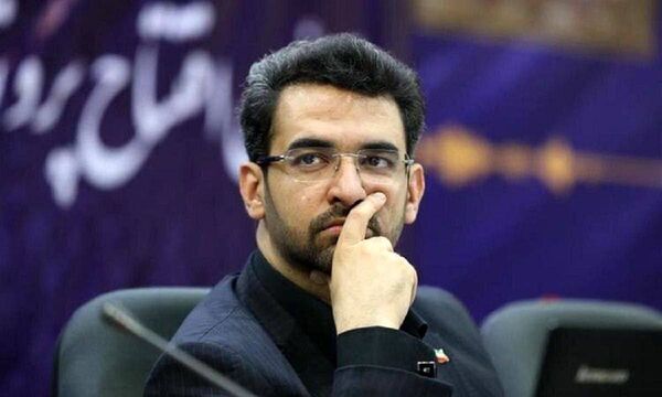 کنایه آذری‌جهرمی به دولت؛ 

استقلال و عزت سایبری را 

اینگونه رقم زدید؟! 