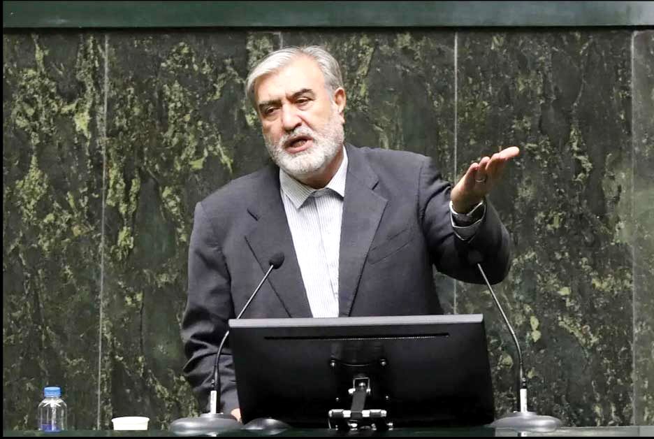 
دشمن کاری نکند که مانند جنگ ۱۲ روزه به غلط کردن بیافتد