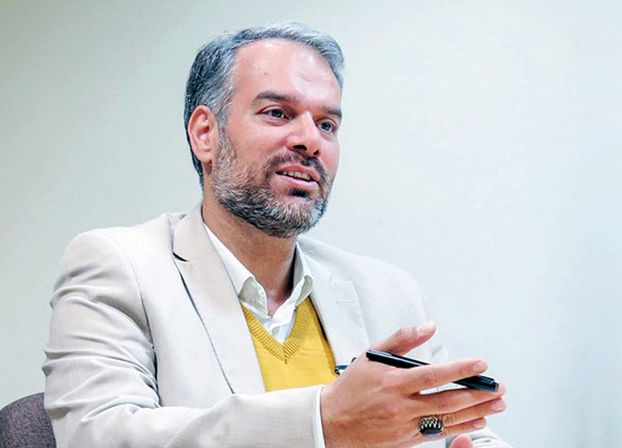 اگر به قیمت بنزین دست بزنیم مردم کف خیابان می‌آیند