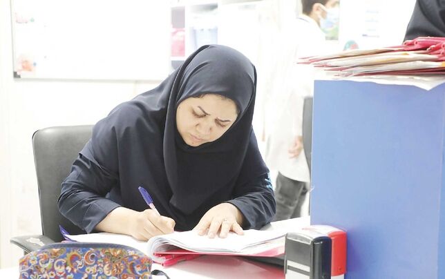
۷۰هزار پرستار خانه‌نشین هستند