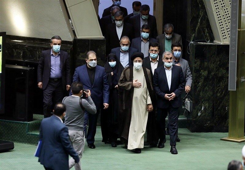 

جلسه رأی اعتماد به زاهدی‌وفا با حضور رئیس جمهور


