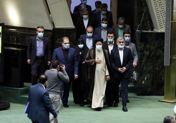 

جلسه رأی اعتماد به زاهدی‌وفا با حضور رئیس جمهور


