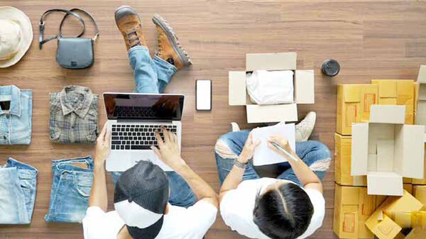 این مجلس با آسایش مردم بنای سازگاری ندارد