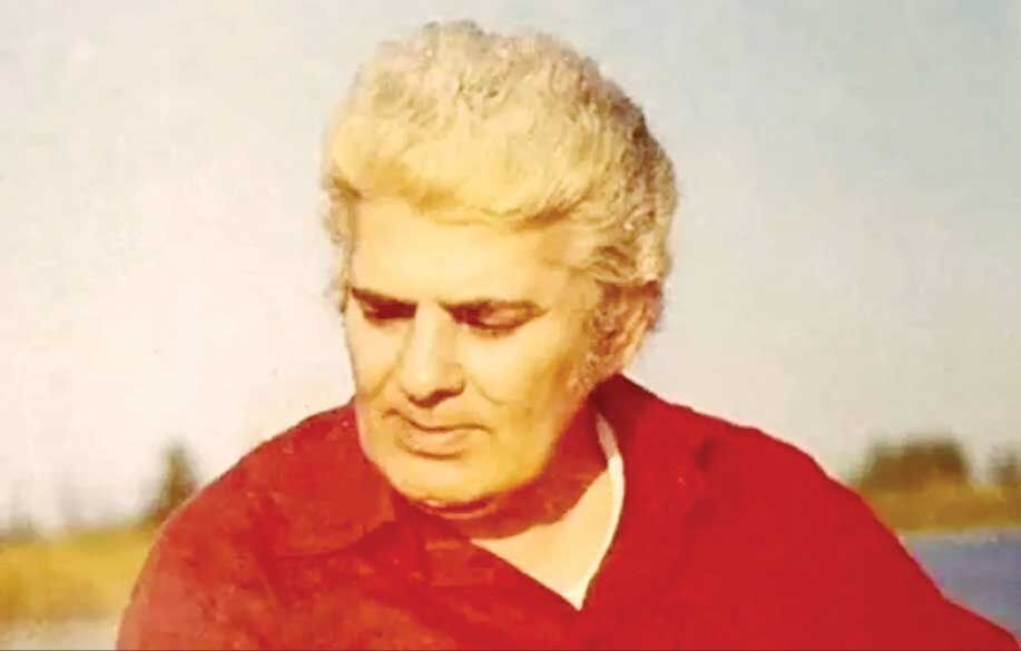 لغو رونمایی آثار احمد شاملو