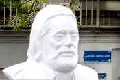 سردیس مشایخی نسبتی با چهره ملی وی ندارد 