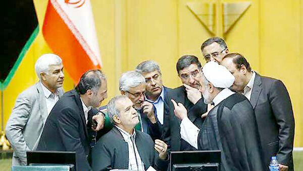 صف‌بندی انتخاباتی با چاشنی«دیکتاتور»
