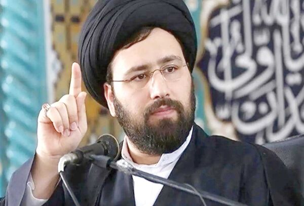  سیدعلی خمینی چگونه به نوه مطلوب اصولگرایان تبدیل شد؟