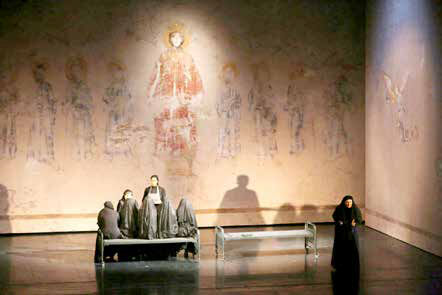 مرگ و ملال و سرخوشیِ دختران خانه برناردا آلبا