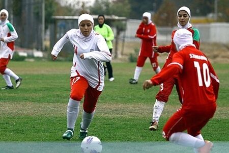 سایه کرونا روی فوتبال بانوان