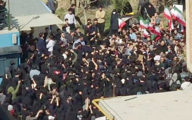  تعداد ممنوع الورودها زیاد شود، دانشگاه را مجازی می‌کنیم