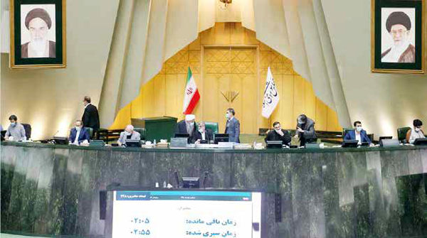
بوی جنجال به مشام می‌رسد