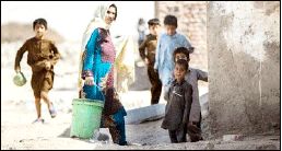 تخریب مناطق حاشیه‌ای آسیب‌های اجتماعی را پخش می‌کند