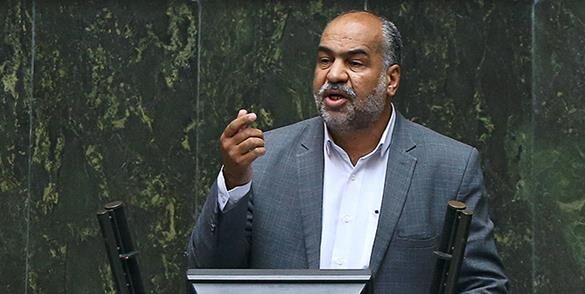 والله دارید دهان نمایندگان را گچ می‌گیرید 