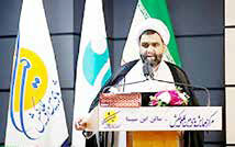  تایید امام جمعه کیش بر اقدامات دکتر مظفری در جهت رونق اقتصادی 