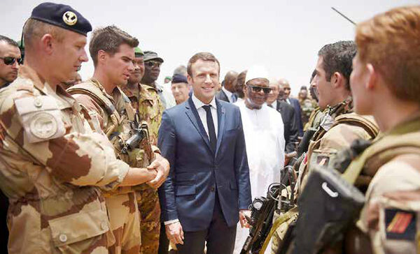 
دلزدگی از یک مستعمرة بحران‌زده!