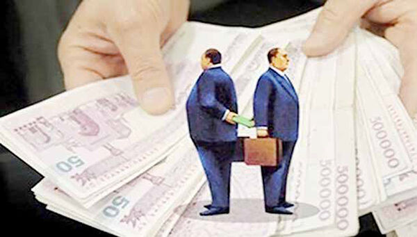 
سرشاخ   با غول «کثیف»