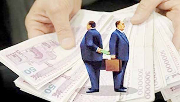 
سرشاخ   با غول «کثیف»