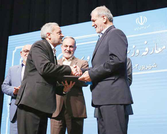 پزشکیان، کاظمی را وادار به حرکت در مسیر موردنظر خود کند
