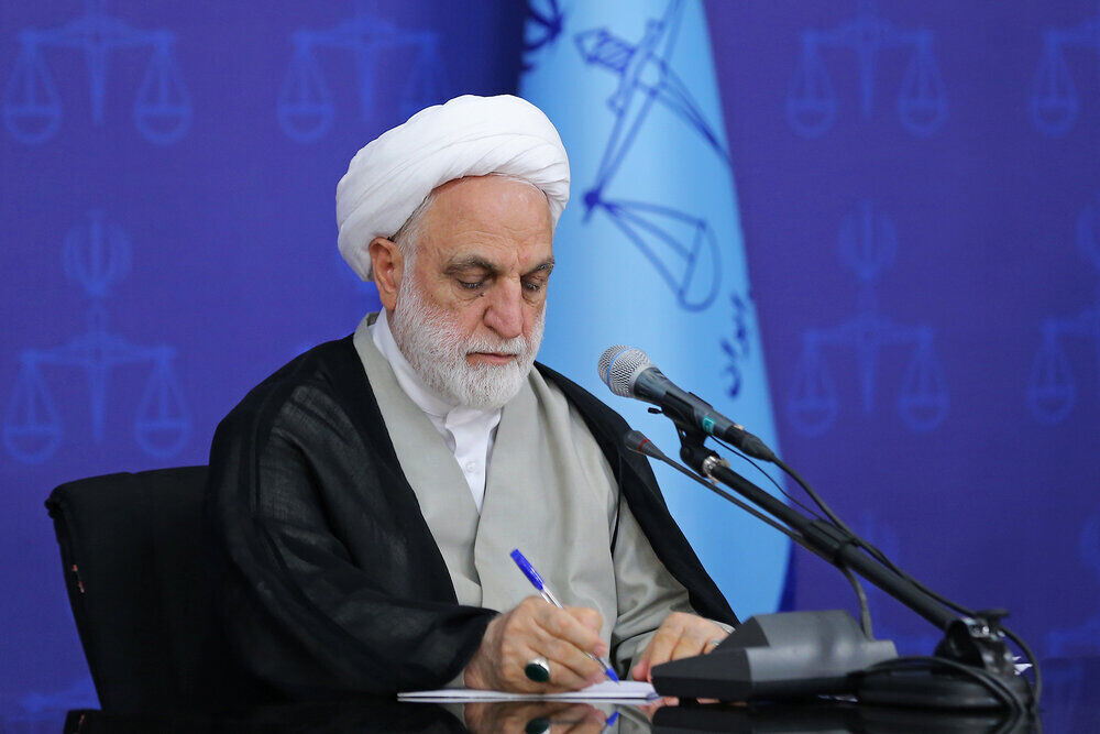 
 کسی که حقش نیست نباید بازداشت شود
