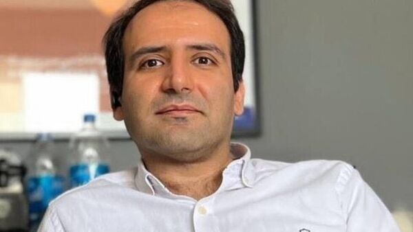 مجید توکلی به زندان رفت

