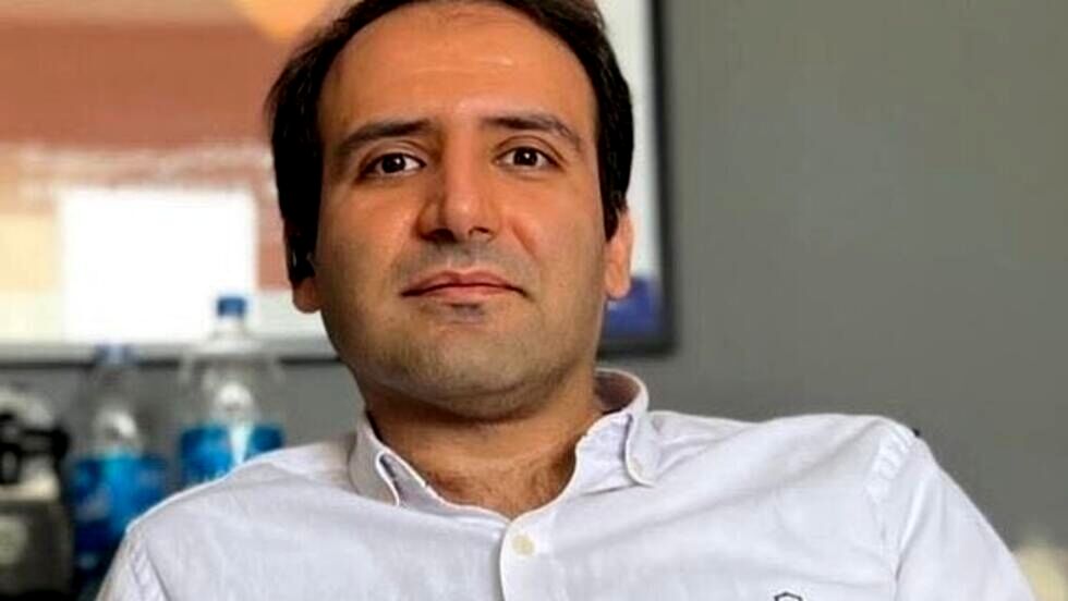 مجید توکلی به زندان رفت

