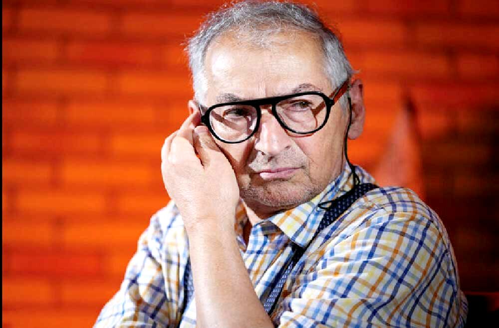 
مناصب دولت نباید مانند گوشت قربانی بین تندروها توزیع شود