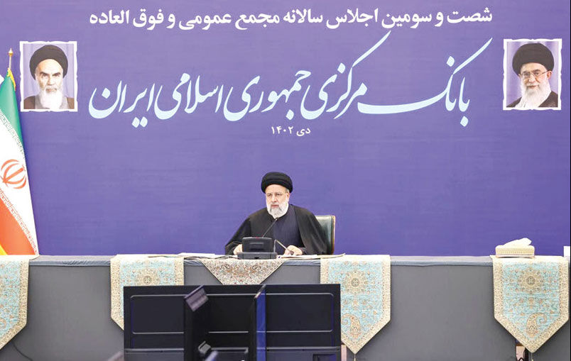 بانک‌هایی که اضافه برداشت دارند، فوری تعیین تکلیف شوند