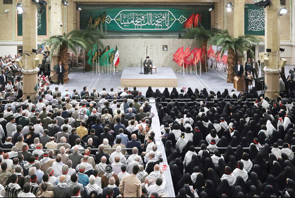 نیروهای مسلح جزو نوامیس هر جامعه‌ هستند