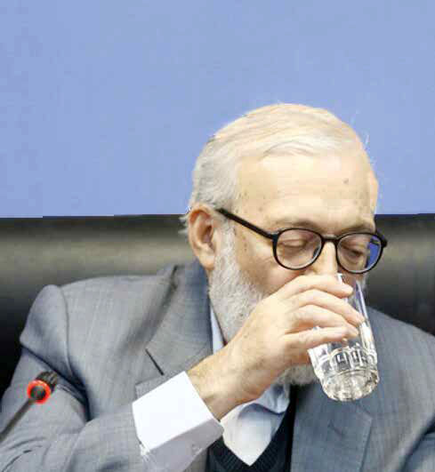
جواد لاریجانی و تندروی‌های «جاسوسانه»!