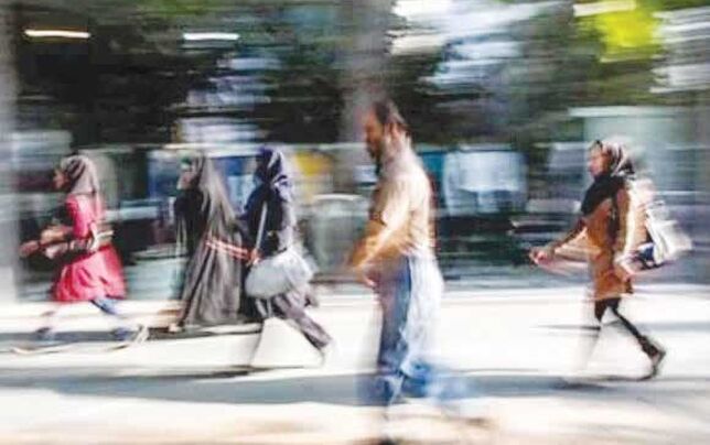 تبعات سقوط طبقه متوسط محدود به سطح اقتصادی نمی‌ماند