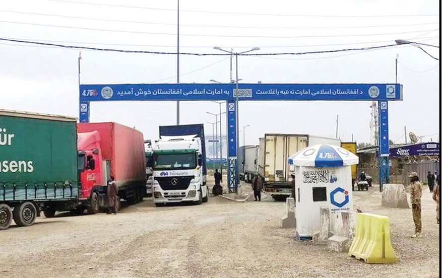 افغانستان با قلدری مرز را به‌روی رانندگان ایرانی می‌بندد
