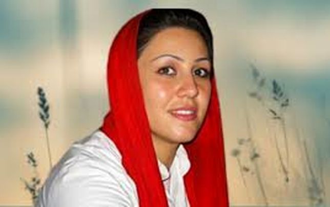 مریم اکبری منفرد، زندانی سیاسی، پس از ۱۷ سال آزاد شد