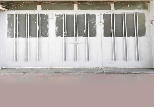وزارت کشور به سیاسی‌بازی و تبعیض در توزیع اموال شهری ورود کند
