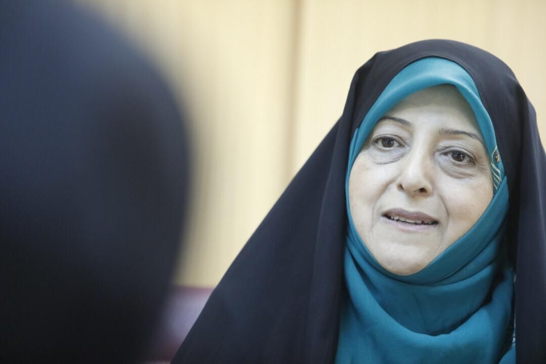 آیا حاضرید دخترکان خود را به عقد مردان سن بالا درآورید؟