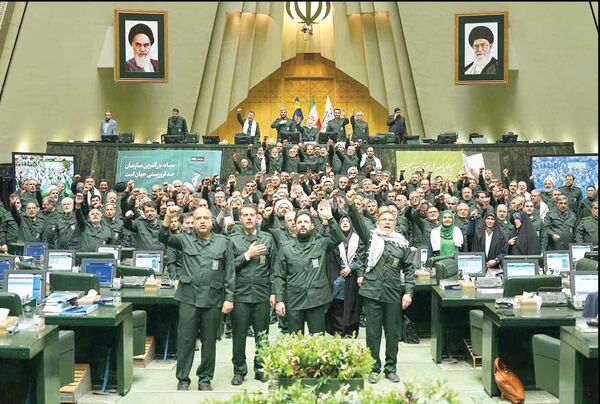 
نفوذ را باید در مصوباتی جست‌وجو کرد که مردم را ناراضی می‌کند