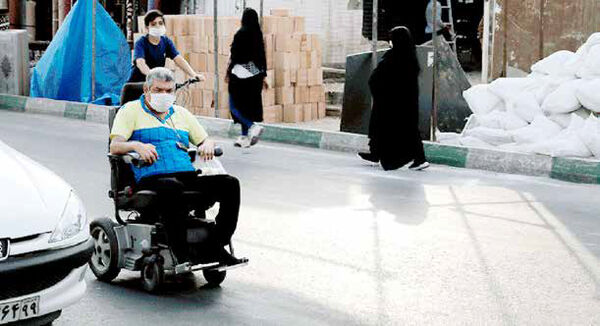 سقوط دیوارهای حمایت در فاصله اجتماعی