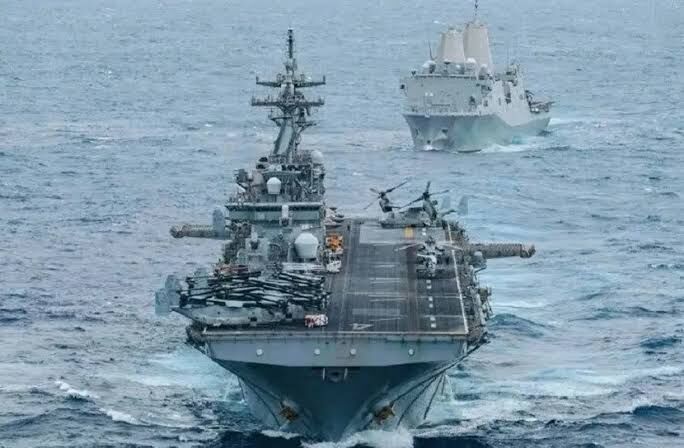 دو ناو آمریکا  با ۲۲۰۰ تفنگدار 
عازم خاورمیانه شدند