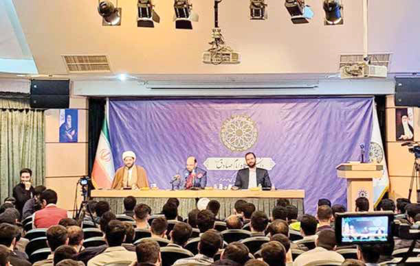
بگویید که در موقعیت حساس کنونی تمام فقه را باید قیمه قیمه کنیم!