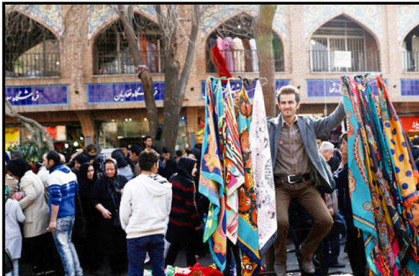 
سهم بیشتر بازار اصناف در اختیار دست‌فروشان