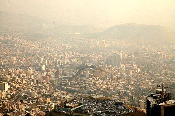 کودکان و سالمندان از فعالیت در فضای باز خودداری کنند