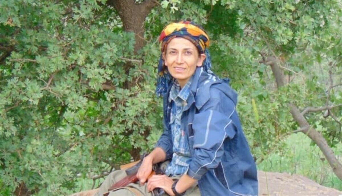 «تعلیق اجرای حکم اعدام» پخشان عزیزی
