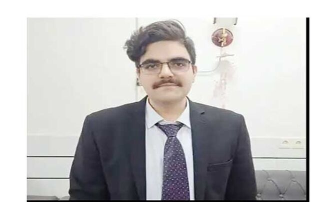 محرومیت از تحصیل و اخراج 

رضا نیاپرست، دانشجوی دانشگاه بهشتی 