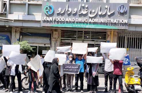 بیماران باید تاوان عقب‌افتادگی سازمان‌های بیمه‌گر را بدهند