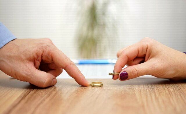 سهمیه‌بندی دفترخانه‌ها و بازار سیاه طلاق