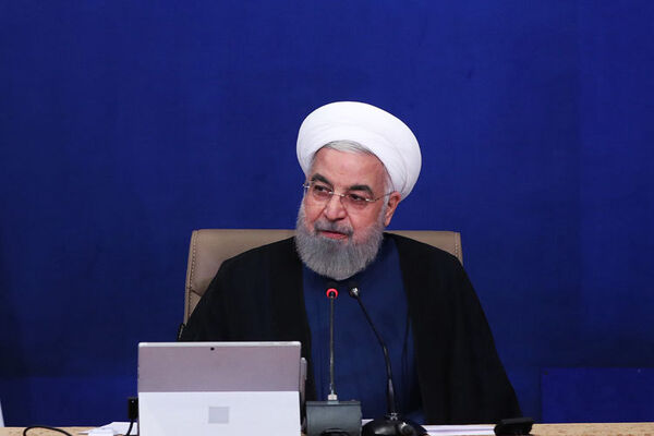 
می‌خواهیم تحریم را برداریم، اما عده‌ای عزاداری می‌کنند