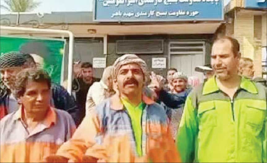 تجمع کارگران شهرداری

 مقابل فرمانداری ماهشهر